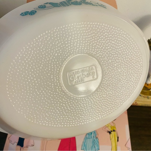 Vintage Glasbake Divided Oval Casserole Dish J2352 – Blue Fruit Milk Glass - Picture 8 of 8